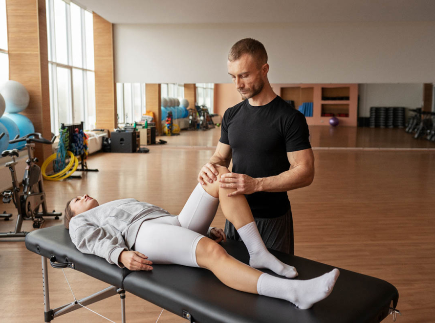 PT for Knee Pain The Functional Approach to Keeping You Active and Pain-Free